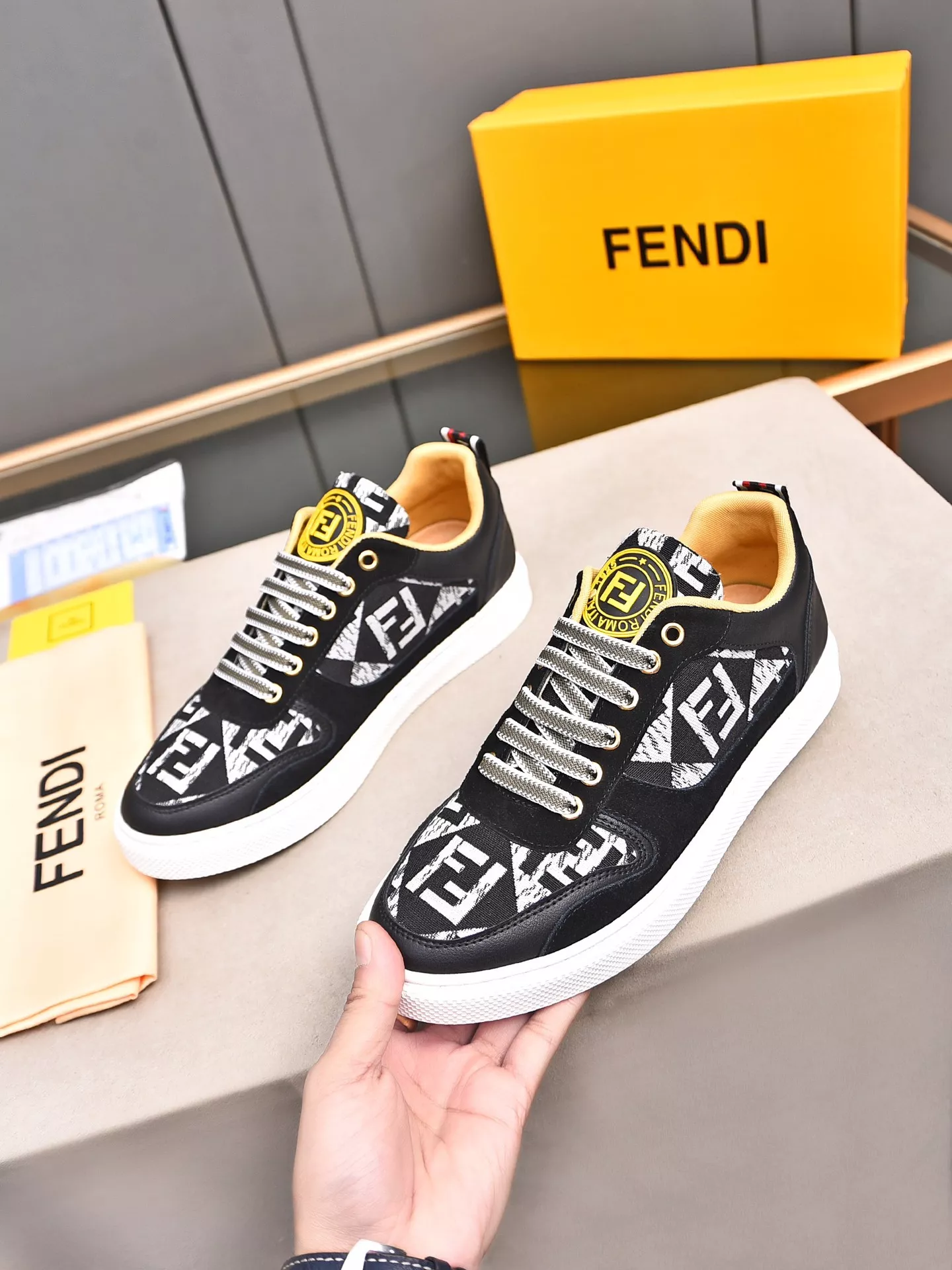 fendi decontractees chaussures pour homme s_12b4133